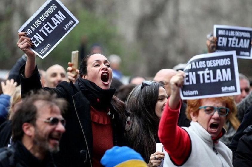 Ratifican un fallo en favor de los trabajadores despedidos de Télam